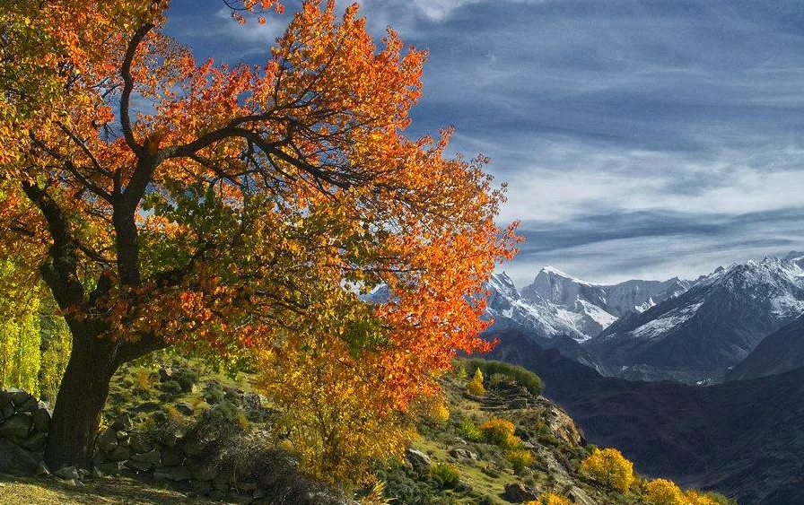 hunza autumn photography tours